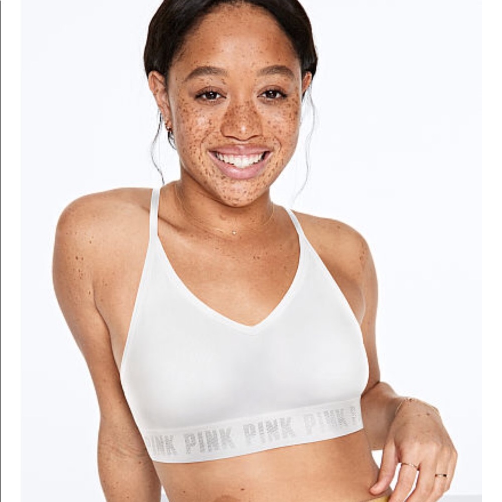 ULTIMATE LIGHTLY LINED SPORTS BRA